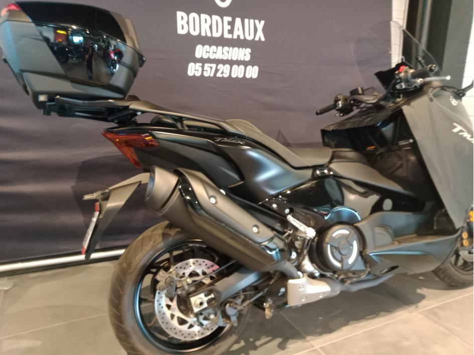 YAMAHA XP T-MAX 560 TECH MAX 1 ere Main