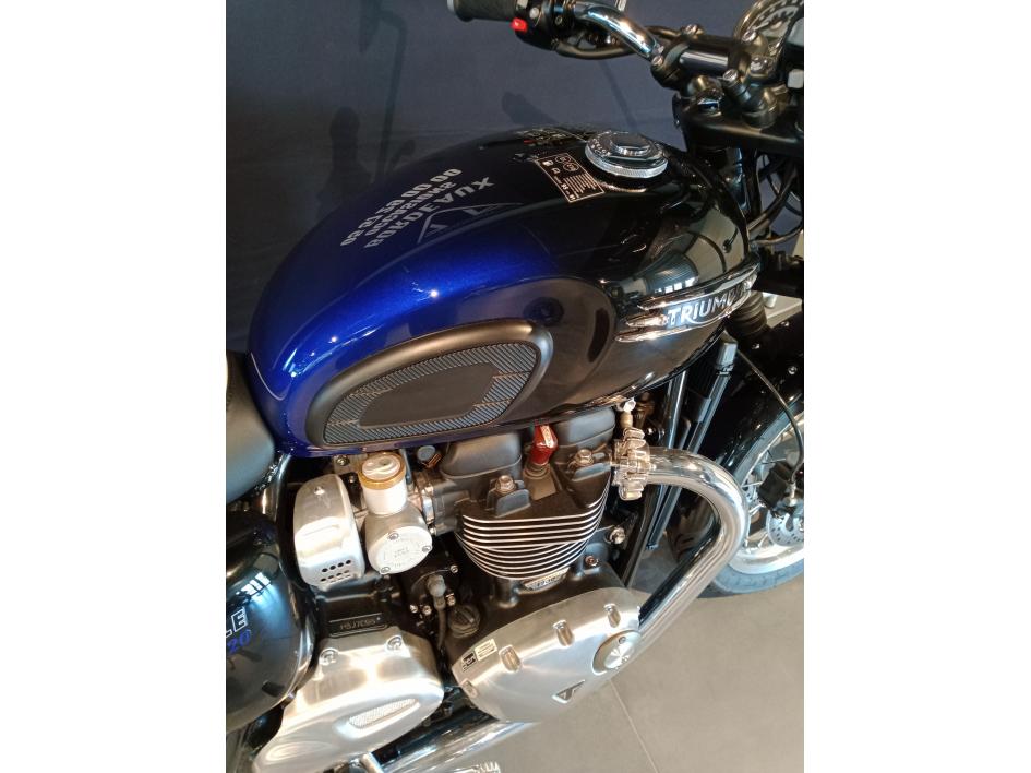 TRIUMPH BONNEVILLE T120