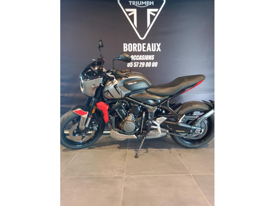 TRIUMPH TRIDENT 660 A2 STYLE RACER