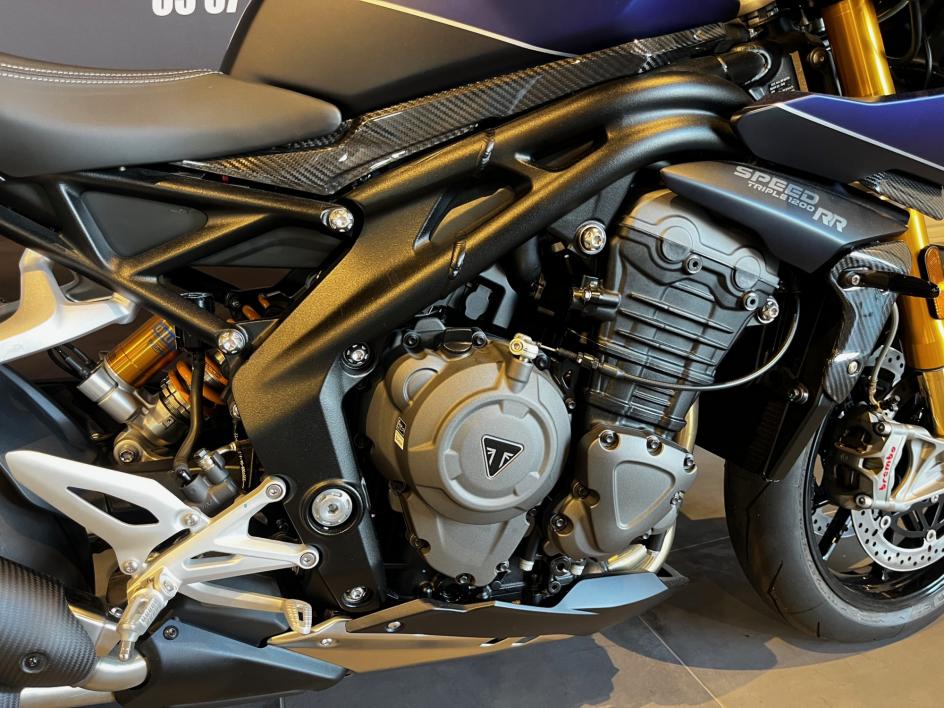 TRIUMPH SPEED TRIPLE 1200 RR