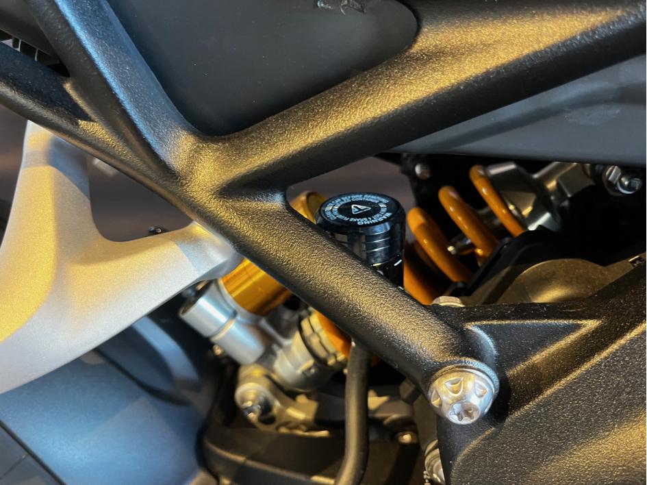 TRIUMPH SPEED TRIPLE 1200 RR