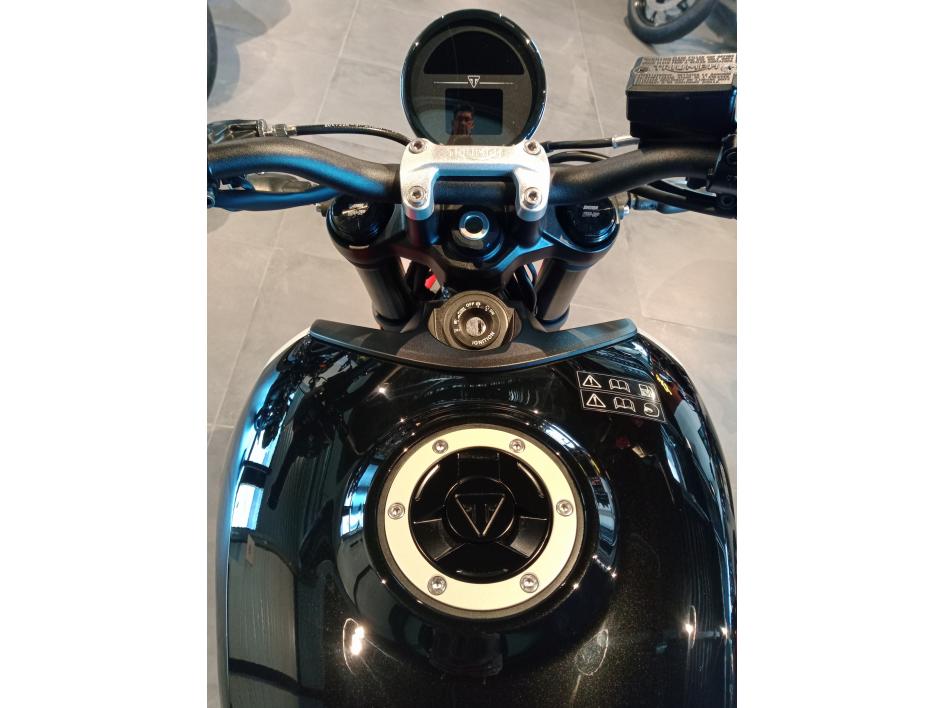 TRIUMPH TRIDENT 660 2025 taux 1,9%*