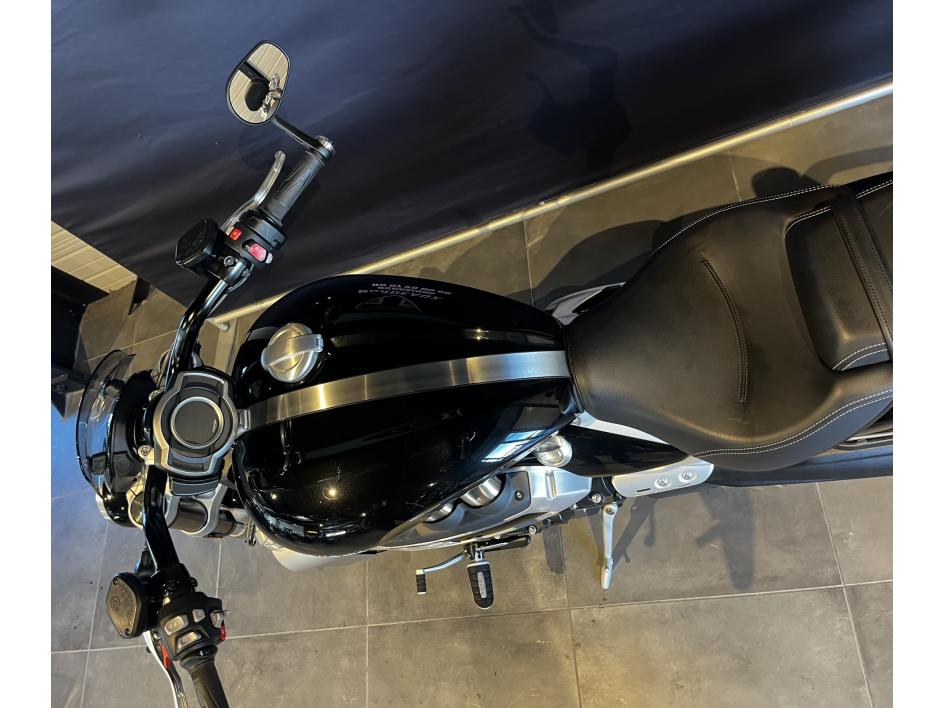 TRIUMPH ROCKET 3 GT