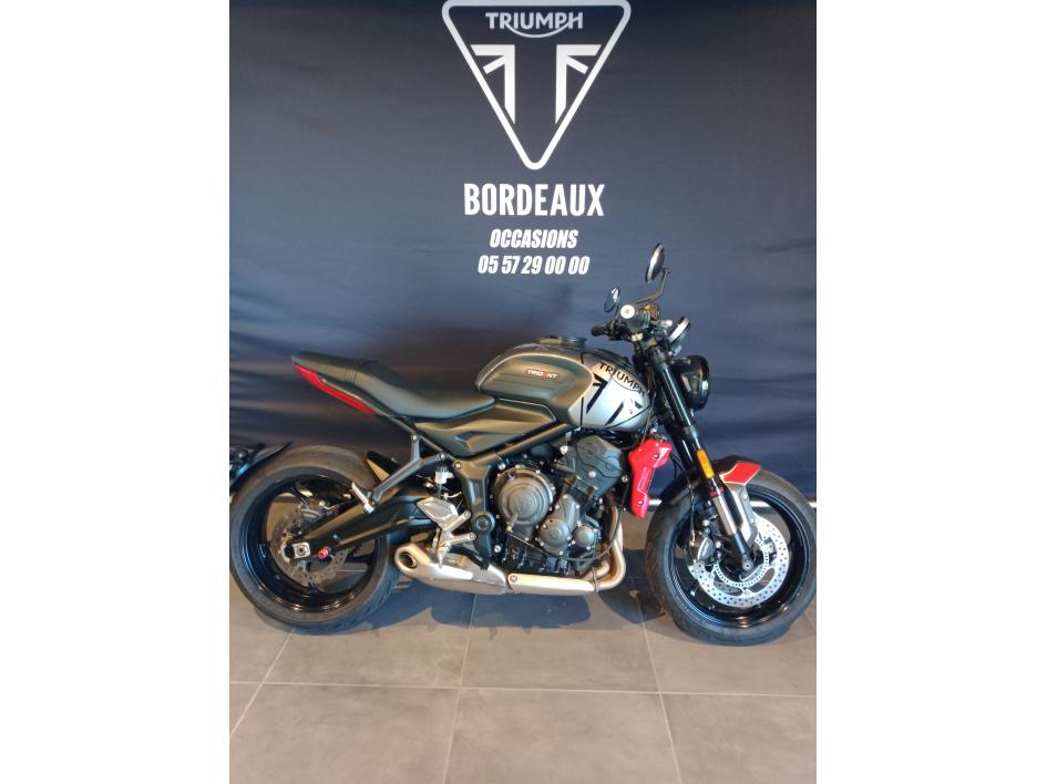TRIUMPH TRIDENT 660