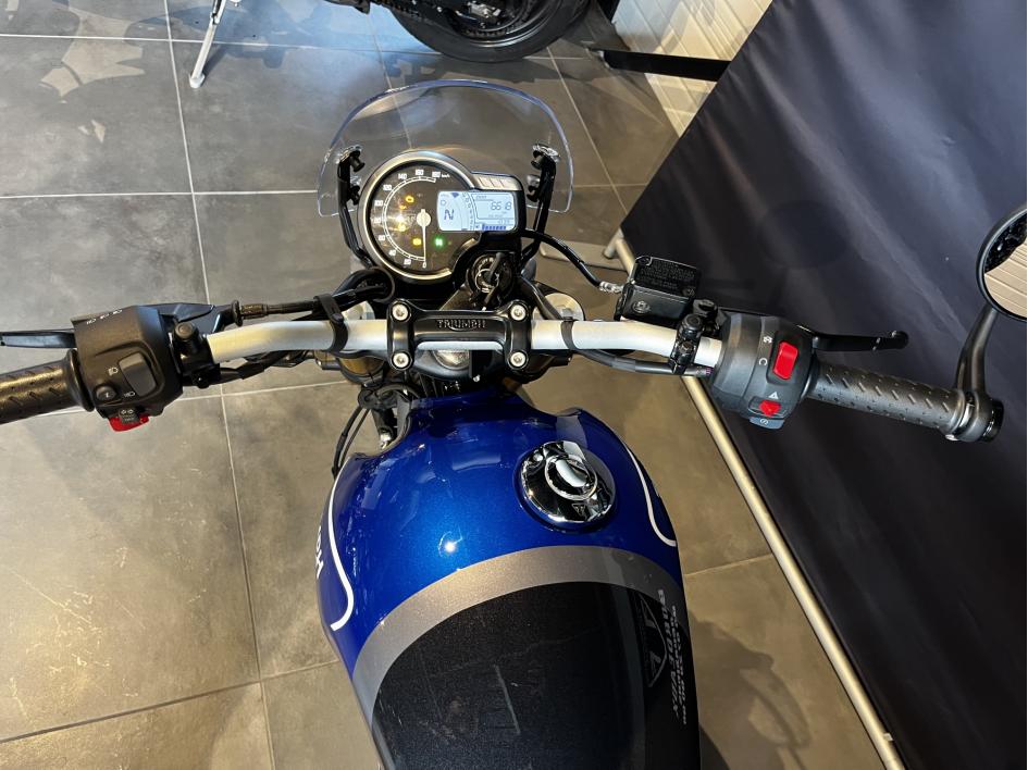 TRIUMPH SPEED 400